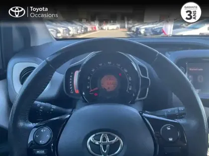 Photo 12 Toyota Aygo  1.0 VVT-i 72ch x-play 5P MY19
