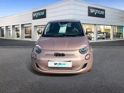 Photo 37 Fiat 500  e 95ch Icône MY22 Berline 23.8 kWh