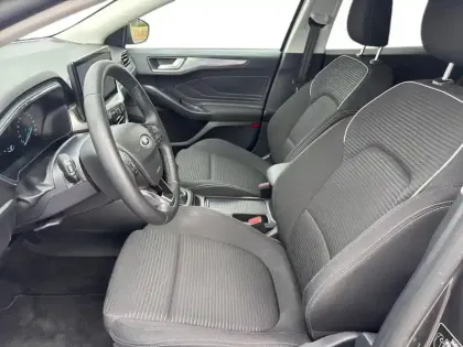 Photo 6 Ford Focus  1.0 Flexifuel mHEV 125ch Titanium Design