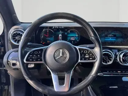 Photo 11 Mercedes Classe A  180 136ch Style Line 7G-DCT
