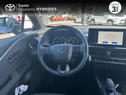 Photo 8 Toyota C-HR  1.8 Hybride 140ch Design MY25