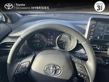 Photo 12 Toyota C-HR  1.8 Hybride 122ch Dynamic E-CVT