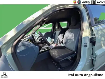 Photo 8 Fiat Panda Grande  1.2 Hybrid Turbo 110ch Icône eDCT6