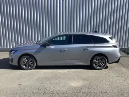 Photo 7 Peugeot 308 Hybrid 136 e-DCS6 Allure