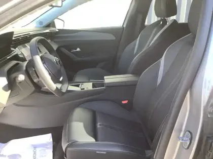Photo 10 Peugeot 308 Hybrid 136 e-DCS6 Allure