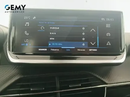 Photo 13 Peugeot 2008  PureTech 100 S&S BVM6