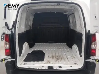 Photo 5 Peugeot Partner  FOURGON STANDARD 650 KG BLUEHDI 100 S&S BVM6