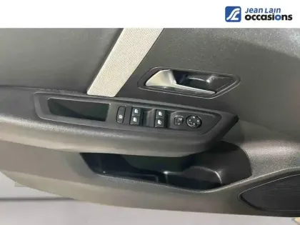 Photo 19 Citroën C4  PureTech 130 EAT8