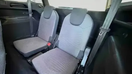 Photo 12 Citroën C4 Grand  Spacetourer BlueHDi 130 S&S BVM6