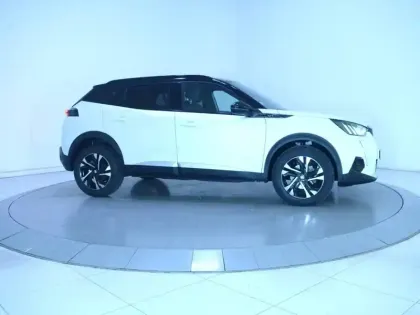 Photo 24 Peugeot 2008  PureTech 130 S&S EAT8