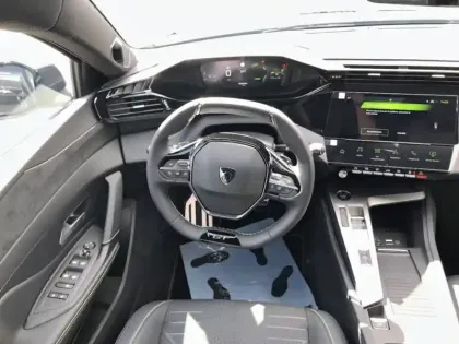 Photo 8 Peugeot 308  Hybrid 145 e-DCS6