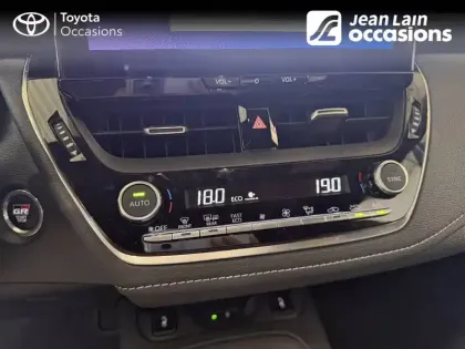 Photo 13 Toyota Corolla  Hybride 140ch