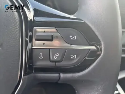 Photo 20 Peugeot 308  PHEV 180 e-EAT8