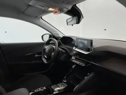 Photo 24 Peugeot 208  Electrique 50 kWh 136ch