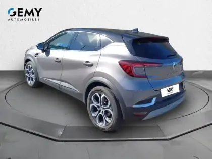 Photo 6 Renault Captur  E-Tech full hybrid 145