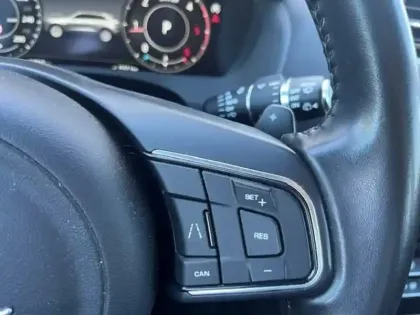 Photo 14 Jaguar F-Pace  2.0 D - 180 ch 2WD BVA8