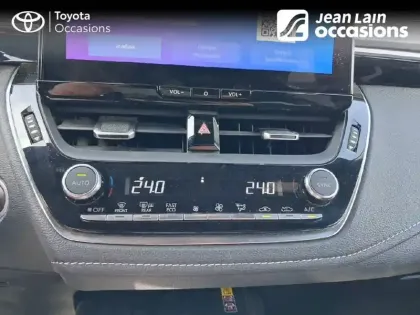 Photo 13 Toyota Corolla  Hybride 140ch