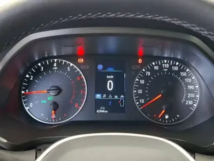 Photo 21 Renault Captur  TCe 100 GPL