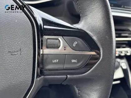 Photo 22 Peugeot 2008  PureTech 130 S&S BVM6
