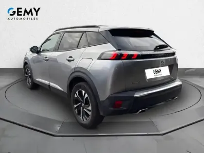 Photo 6 Peugeot 2008  PureTech 130 S&S BVM6