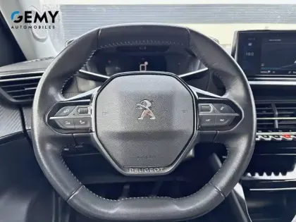 Photo 20 Peugeot 2008  PureTech 130 S&S BVM6