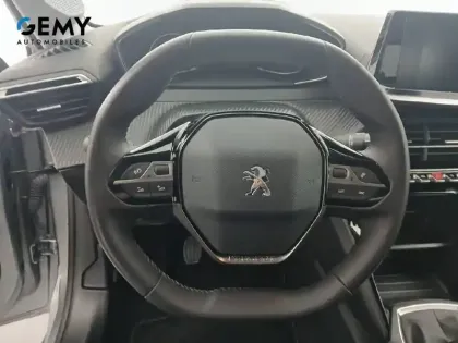 Photo 12 Peugeot 208  PureTech 75 S&S BVM5