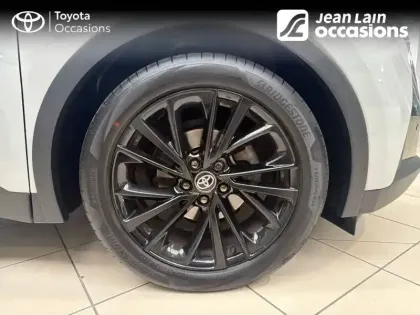 Photo 8 Toyota C-HR  Hybride 200