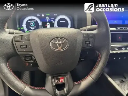 Photo 11 Toyota C-HR  Hybride 200