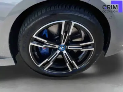Photo 13 BMW Serie 3 Touring 330e xDrive 292 ch BVA8