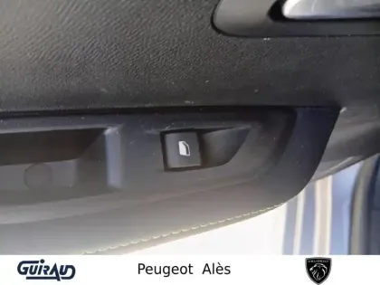 Photo 12 Peugeot 208  Electrique 50 kWh 136ch