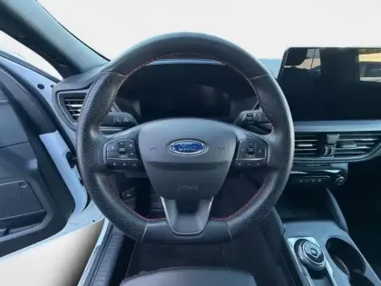 Photo 14 Ford Kuga  2.5 Duratec 180ch Hybrid FlexiFuel ST-Line X Powershift