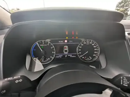 Photo 14 Nissan Qashqai  Hybrid e-POWER 190ch Business Edition 2025