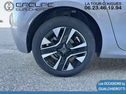 Photo 12 Peugeot 208  1.2 Hybrid 100ch Allure e-DCS6