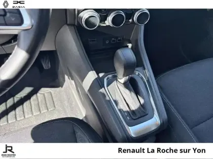 Photo 5 Renault Captur  1.6 E-Tech hybride 145ch Evolution