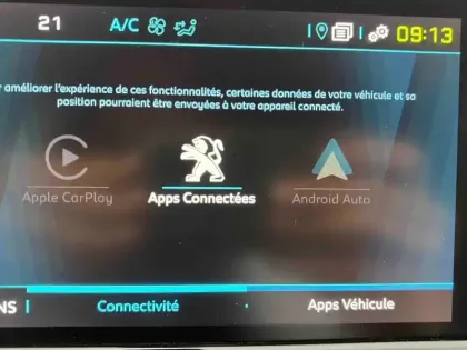 Photo 12 Peugeot 208  e- 136ch Style