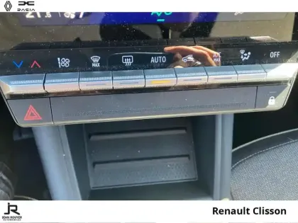 Photo 14 Renault Symbioz  1.8 E-Tech full hybrid 160ch Techno - 26