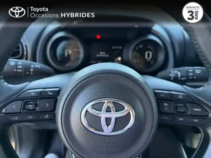 Photo 12 Toyota Yaris  116h Design 5p MY22
