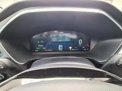 Photo 13 Ford Kuga  2.5 Duratec 180ch Hybrid FlexiFuel Titanium Powershift