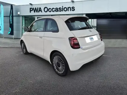 Photo 6 Fiat 500  FIAT Nouvelle  Berline MY22 Icône berline 23,8 kWh