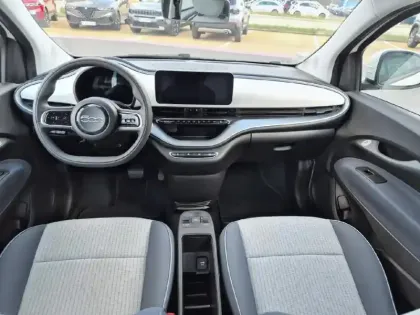 Photo 7 Fiat 500  FIAT Nouvelle  Berline MY22 Icône berline 23,8 kWh