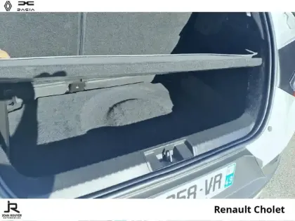 Photo 13 Renault Captur  1.6 E-Tech hybride 145ch Techno