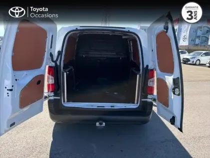 Photo 9 Toyota Proace  CITY Medium 130 D-4D StartCONFORT 3PL BVA MC24