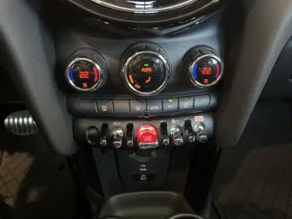 Photo 11 Mini Mini  Cooper S 178ch  John Cooper Works BVA7