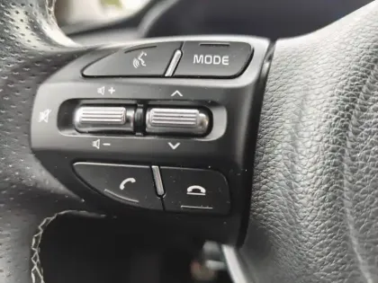 Photo 11 Kia Rio  1.0 T-GDI 120ch MHEV GT-Line iBVM6