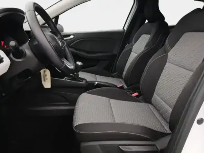 Photo 118 Renault Clio  Réversible 1.0 TCe 90ch Evolution