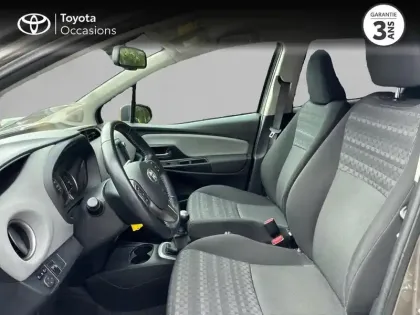 Photo 11 Toyota Yaris  69 VVT-i Active 5p