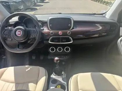 Photo 12 Fiat 500 X 1.0 FireFly Turbo T3 120ch Yacht Club Capri Dolcevita