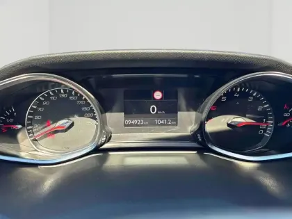 Photo 13 Peugeot 308  1.2 PureTech 130ch ?6.c S&S Allure