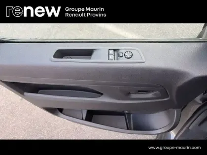Photo 12 Peugeot Expert  Fg M 2.0 BlueHDi 180ch S&S EAT8