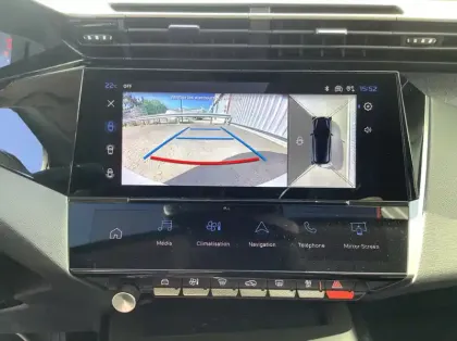 Photo 18 Peugeot 308 Hybrid 136 e-DCS6 Allure